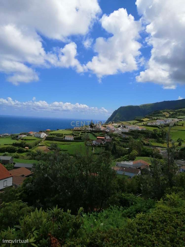 Terreno Urbano para Construção na Pedreira de Nordeste - Açores - Grande imagem: 4/6