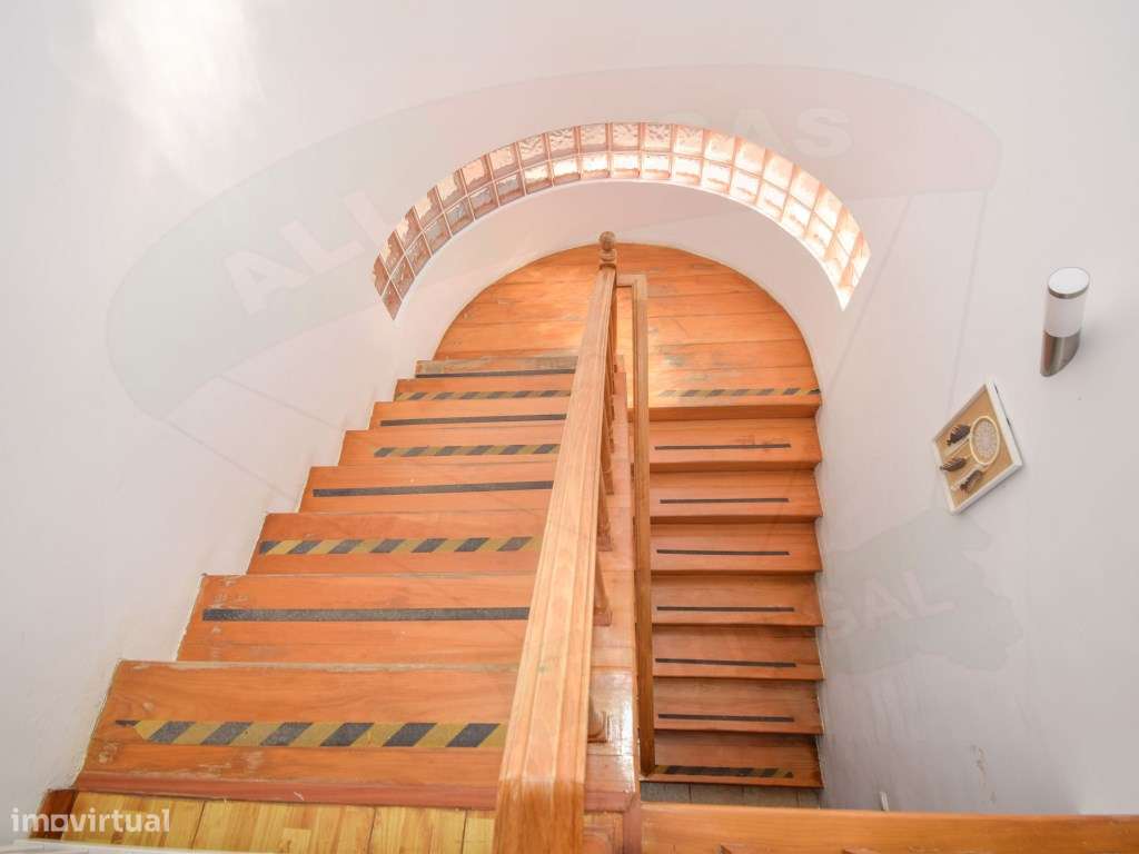 Quinta T7 com 5000m2 Piscina Campo Multiusos Potencial Habitação ou...-39