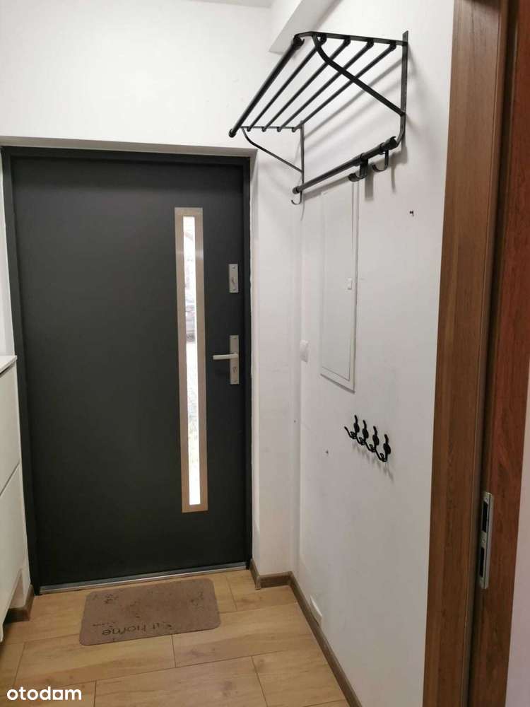 3 pokoje z ogrodenm i miejscem postojowym-16