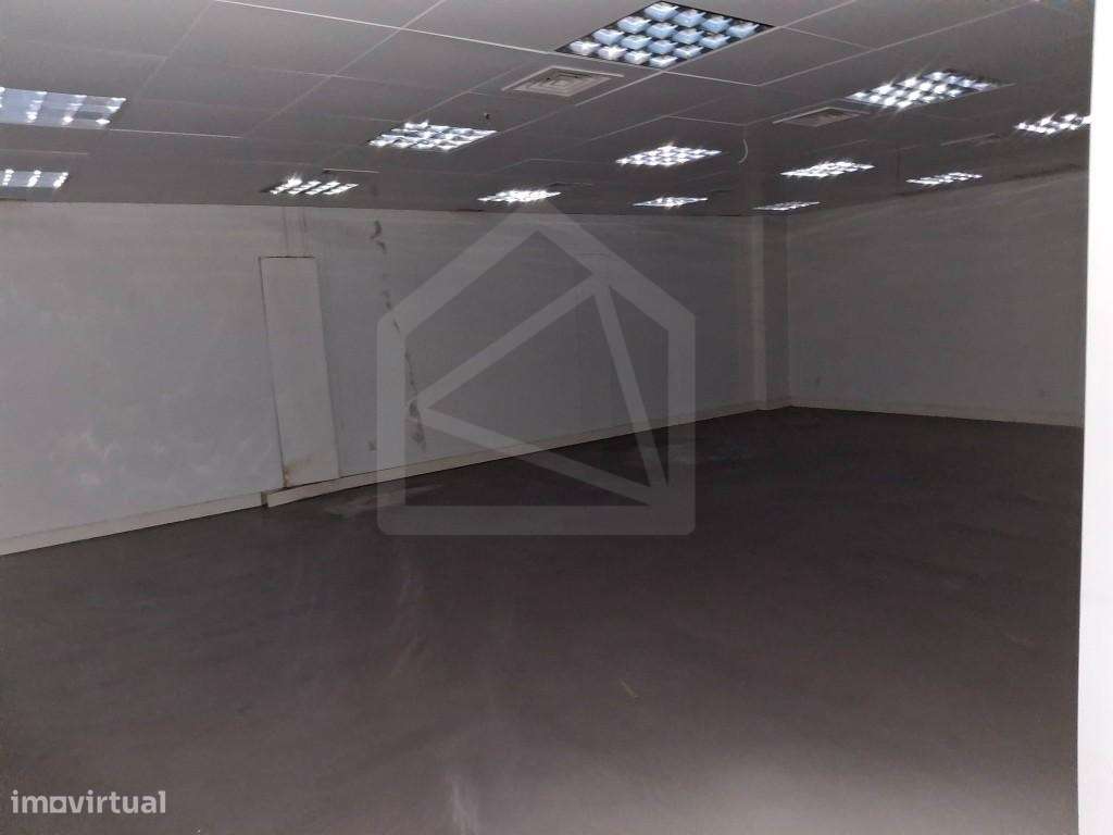 Loja em Bonfim, Porto-6