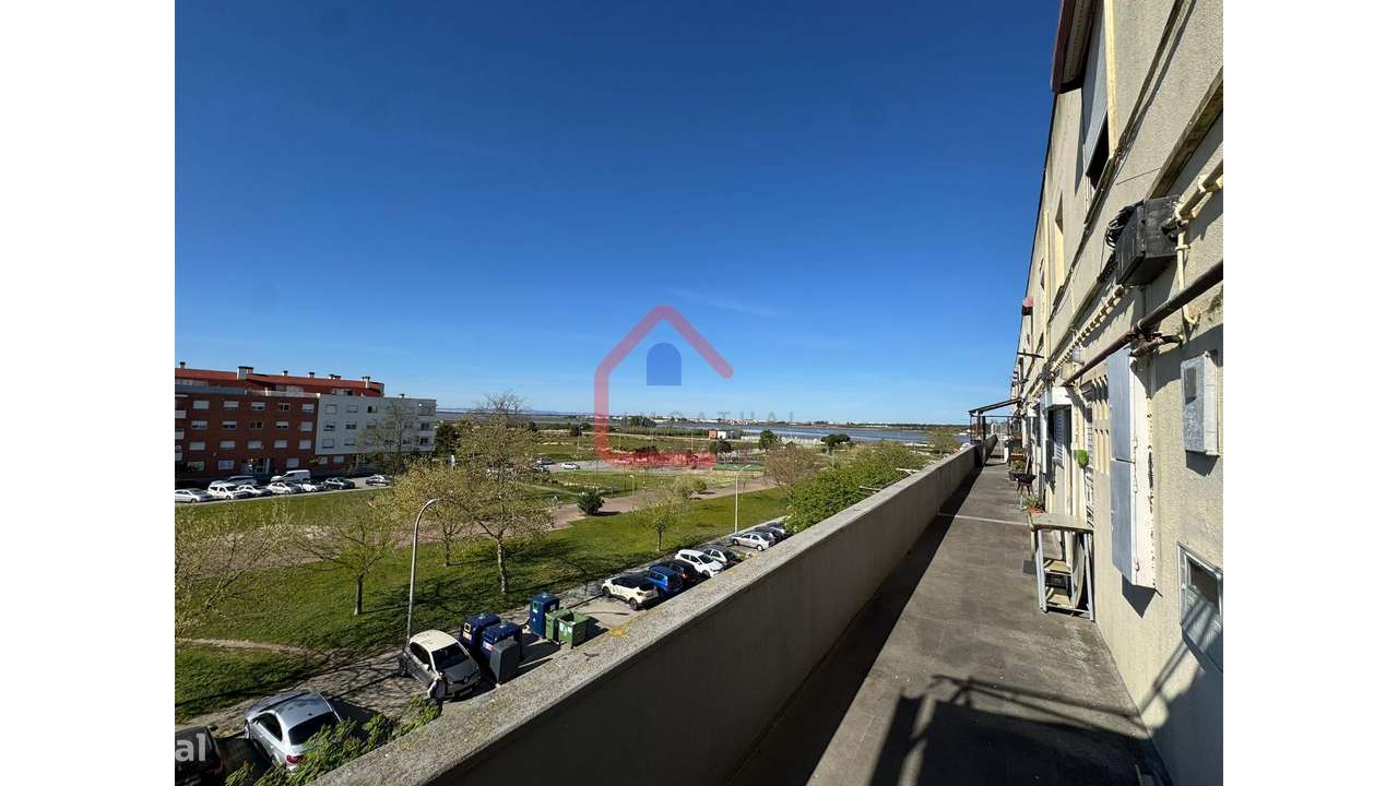 Apartamento T2 em Portugal-14