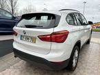 BMW X1 16 d sDrive Auto Line Sport - 3