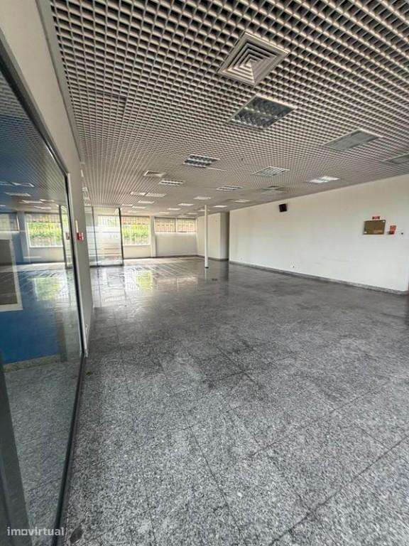 Imóvel Comercial em Carrazeda de Ansiães-12