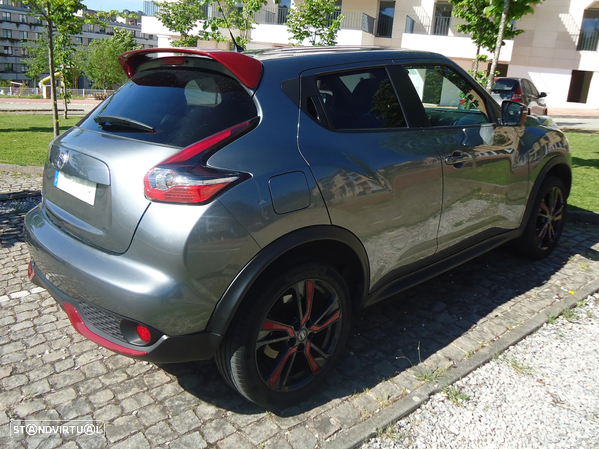 Nissan Juke 1.6 Tekna Premium Ext.2 Red D.Xtronic - 4