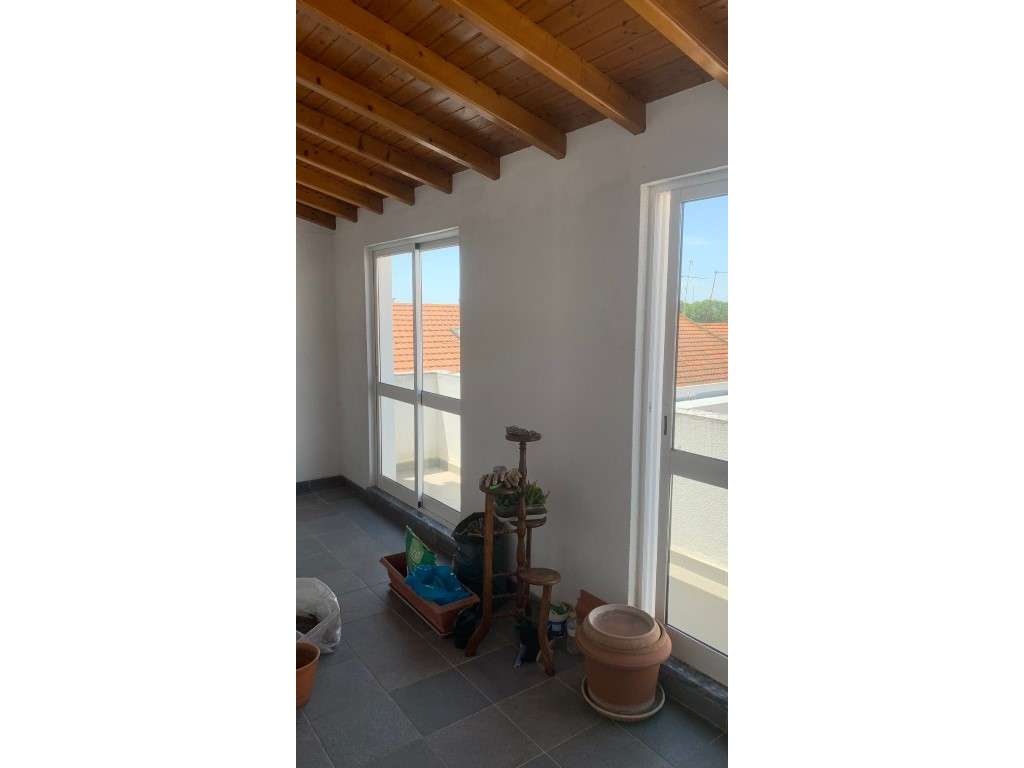 T3 Duplex com Garagem box, Terraços, Suite - Seminovo-41