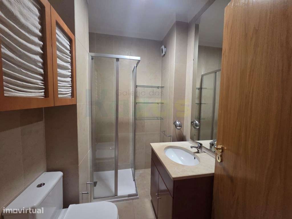 T3 com estacionamento - Zona Premium de Leiria, junto ao Seminário,...-19