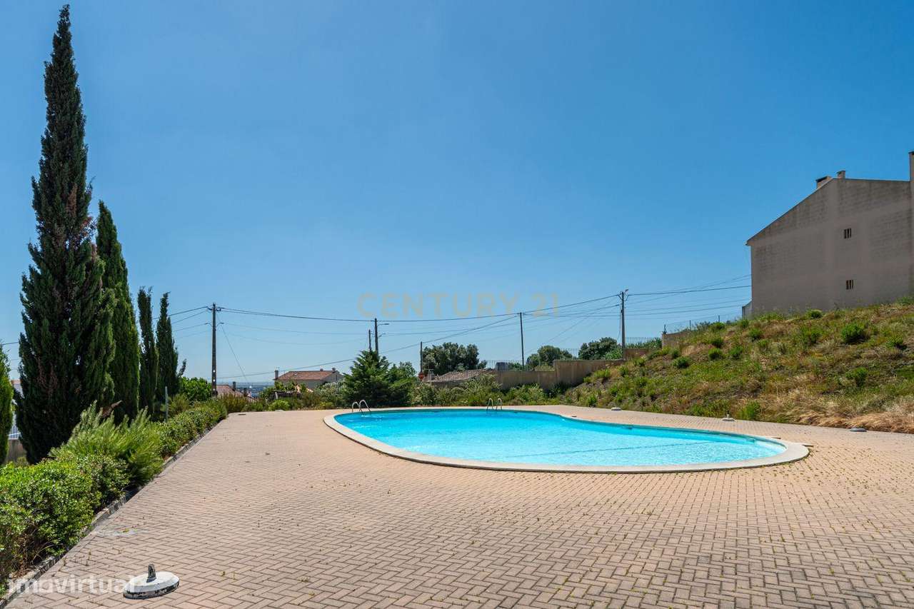 Apartamento T3 em Condomínio Fechado na Horta dos Vimes, Alenquer - Grande imagem: 5/30