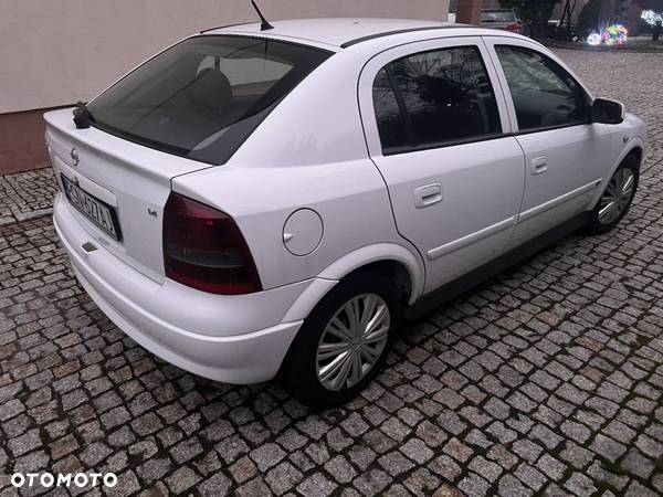 Opel Astra - 3