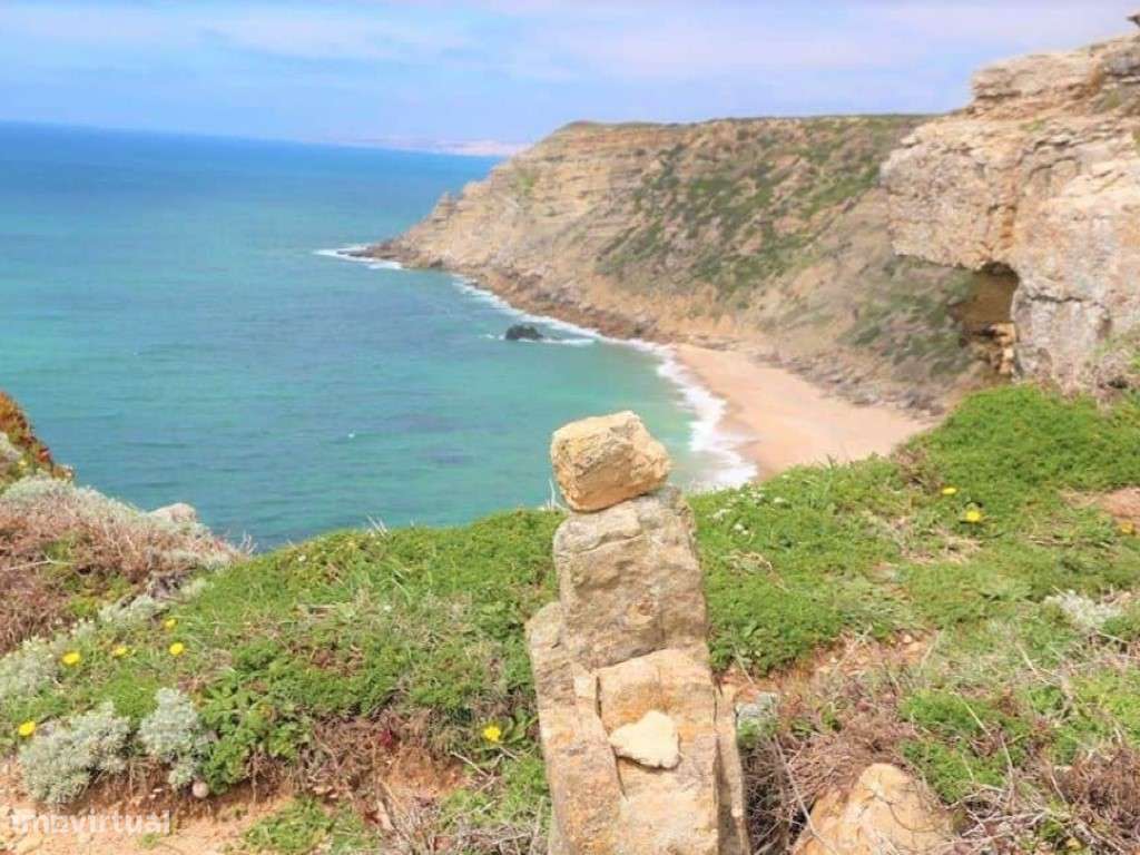 Fantástico terreno plano, perto da praia, com 800m2, pronto a const...-10