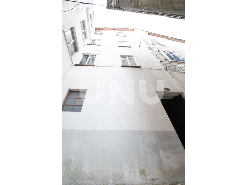 Prédio com Dois Edifícios Independentes no Tortosendo - Elevado Pot...-51