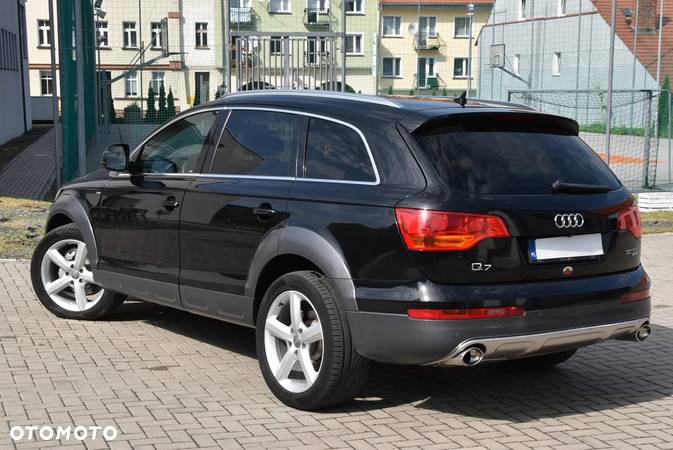 Audi Q7 3.0 TDI Quattro Tiptronic - 5