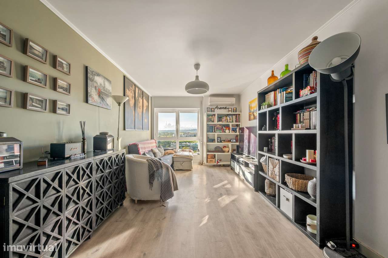 Apartamento T3, garagem e arrecadação, 4 min Metro ( Lumiar – Lisboa) - Grande imagem: 4/34