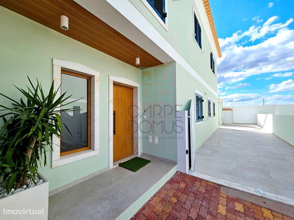 Excelente nova moradia T5 com piscina, em lote 7580m2, em Alpiarça,...-9