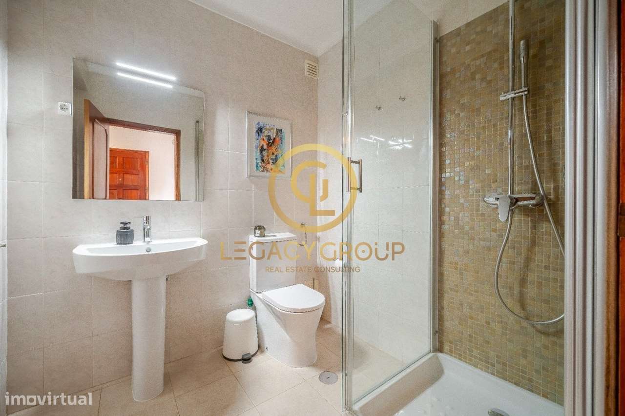 Apartamento T2 Com Piscina e estacionamento em Armação de Pera-3