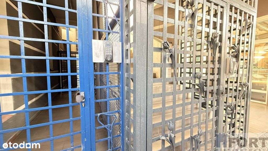 Wyjątkowy Apartament 100 m² z Parkingiem w centrum-15