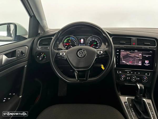 VW Golf e-Golf - 17