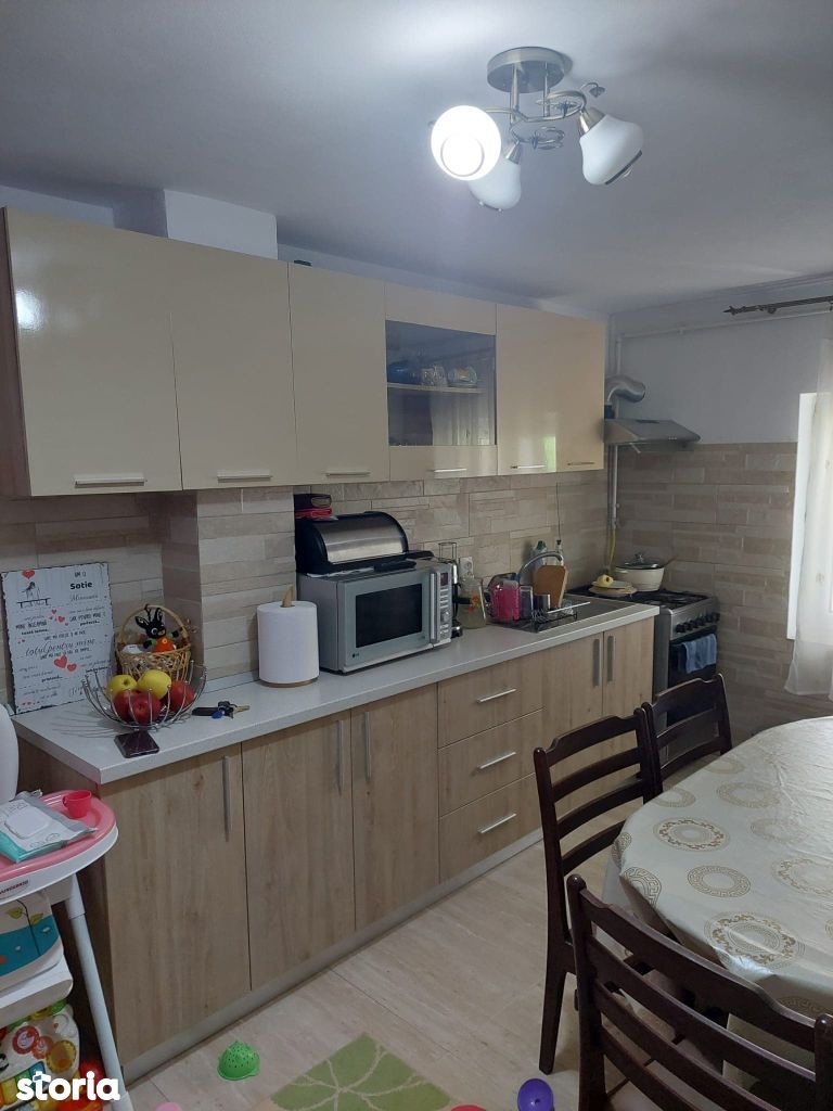 Apartament 3 camere, 67 mp - parter - zona Dumbrava Nord