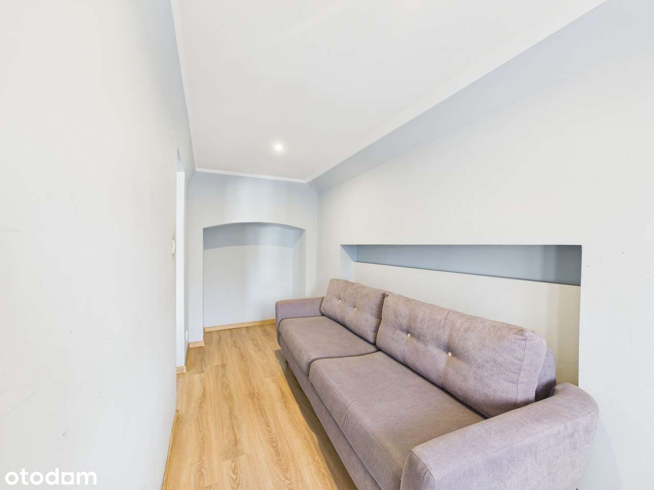 Parterowe mieszkanie, 2 pokoje  z  miejscem na garaż Wyskoć-4