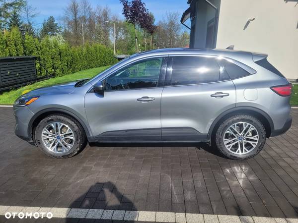 Ford Kuga - 8