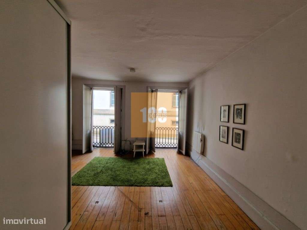 Dois prédios junto ao Palácio de Cristal - Grande imagem: 2/17