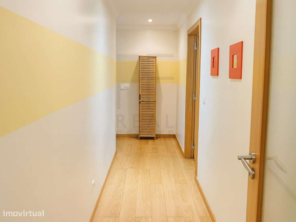 T2 para arrendamento junto ao Mercado da Vila de Cascais com garage... - Grande imagem: 5/20