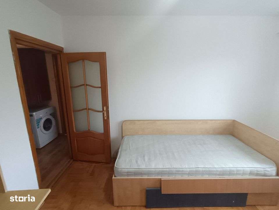 APARTAMENT 3 CAMERE, DECOMANDAT, ETAJ INTERMEDIAR CANTA, MOBILAT SI UT-9