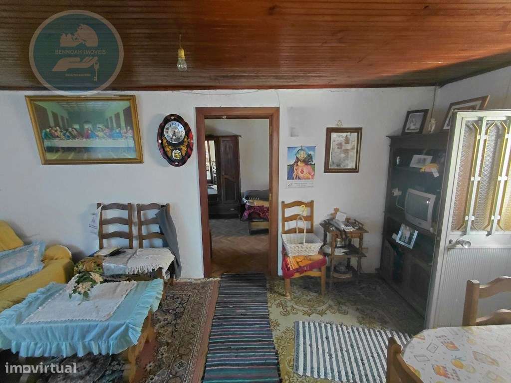 Casa Rústica em Pedra com Terreno para Restauro - Cambeses, Cabecei...-14