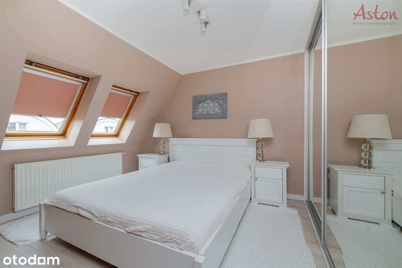 Przytulne mieszkanie / Żwaków. Po podłodze 70 m2.-7