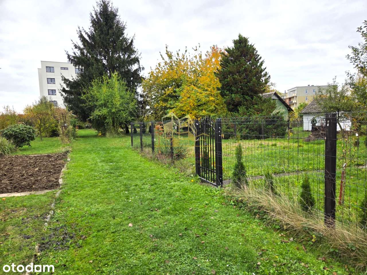 Mieszkanie....godne uwagi! 2 pok. /41m2/PARTER!-18