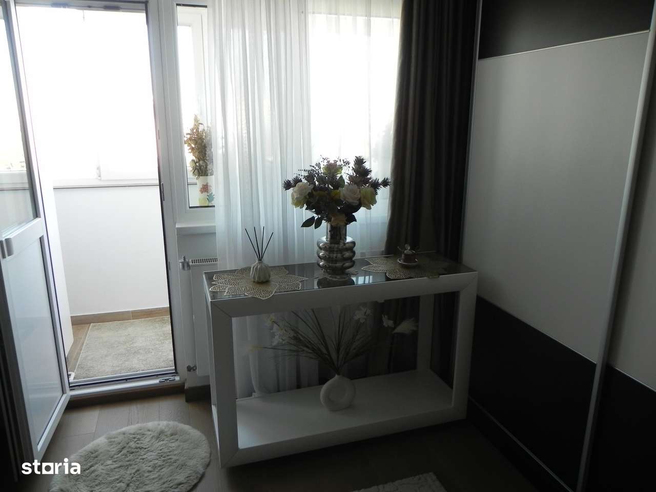 Garsoniera | Strada Politehnicii | 35 mp | 10/10 - Imagine principală: 3/9