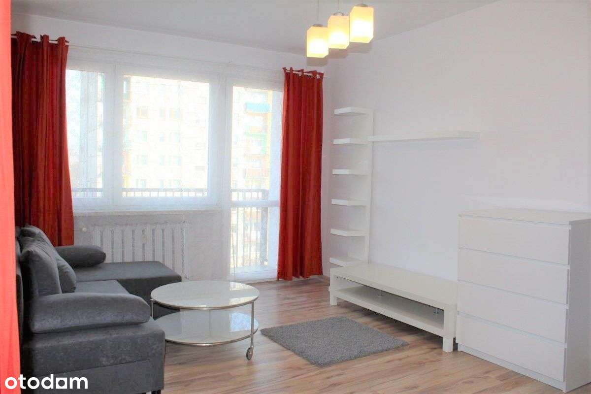 trzy niezależne pokoje z balkonem-0