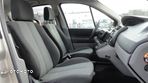 Renault Scenic 1.6 16V Privilege - 11