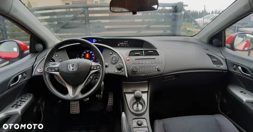 Honda Civic 1.8 Executive - 22