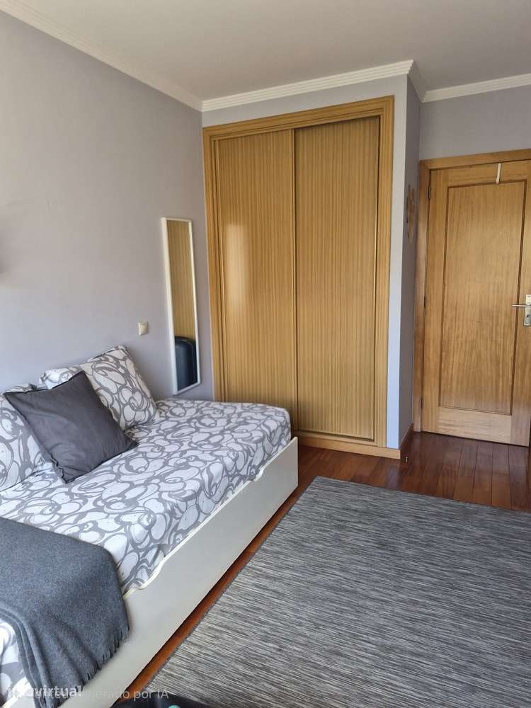 Comprar Excepcional Apartamento T2+1/ 3frentes Águas Santas-11