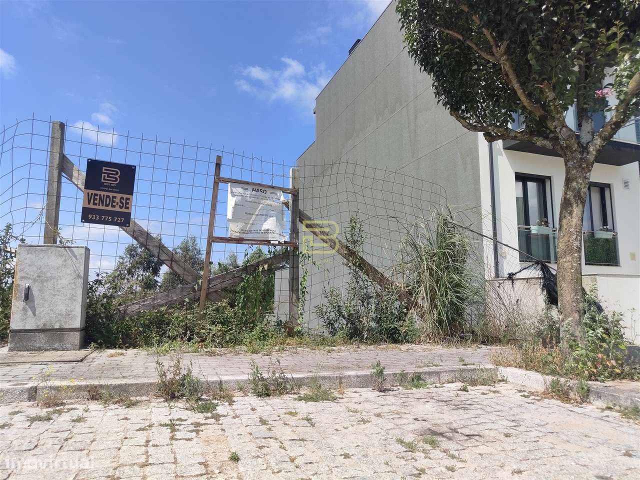 LOTE de TERRENO com 209,86 m2 em Ermesinde, PROJETO APROVADO para CONS - Grande imagem: 2/9