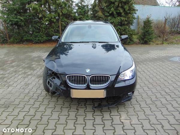 BMW Seria 5 525d Touring Edition Sport - 6