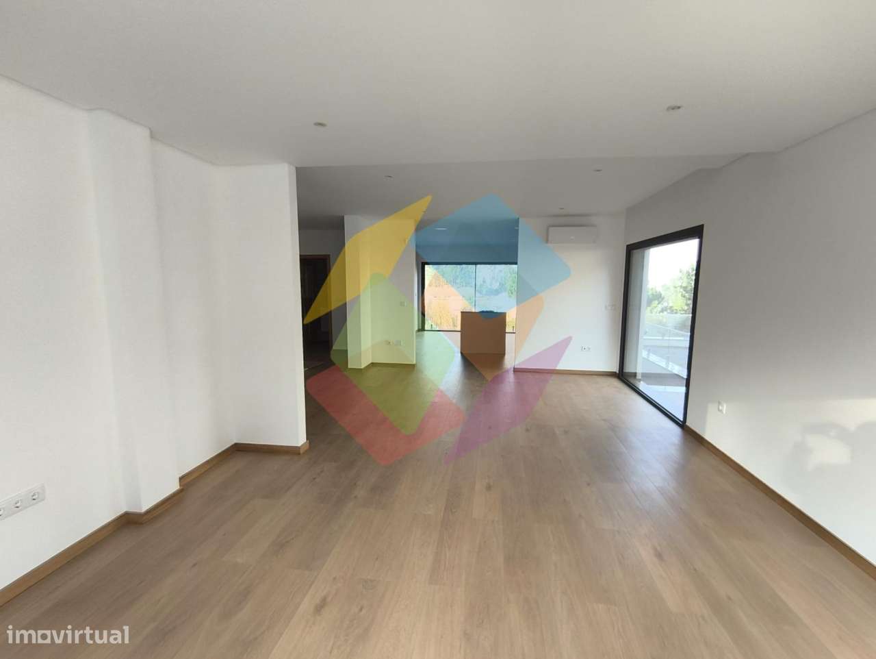 Moradia em Lobão, moderna, luminosa e pensada para o conforto da fam?-26