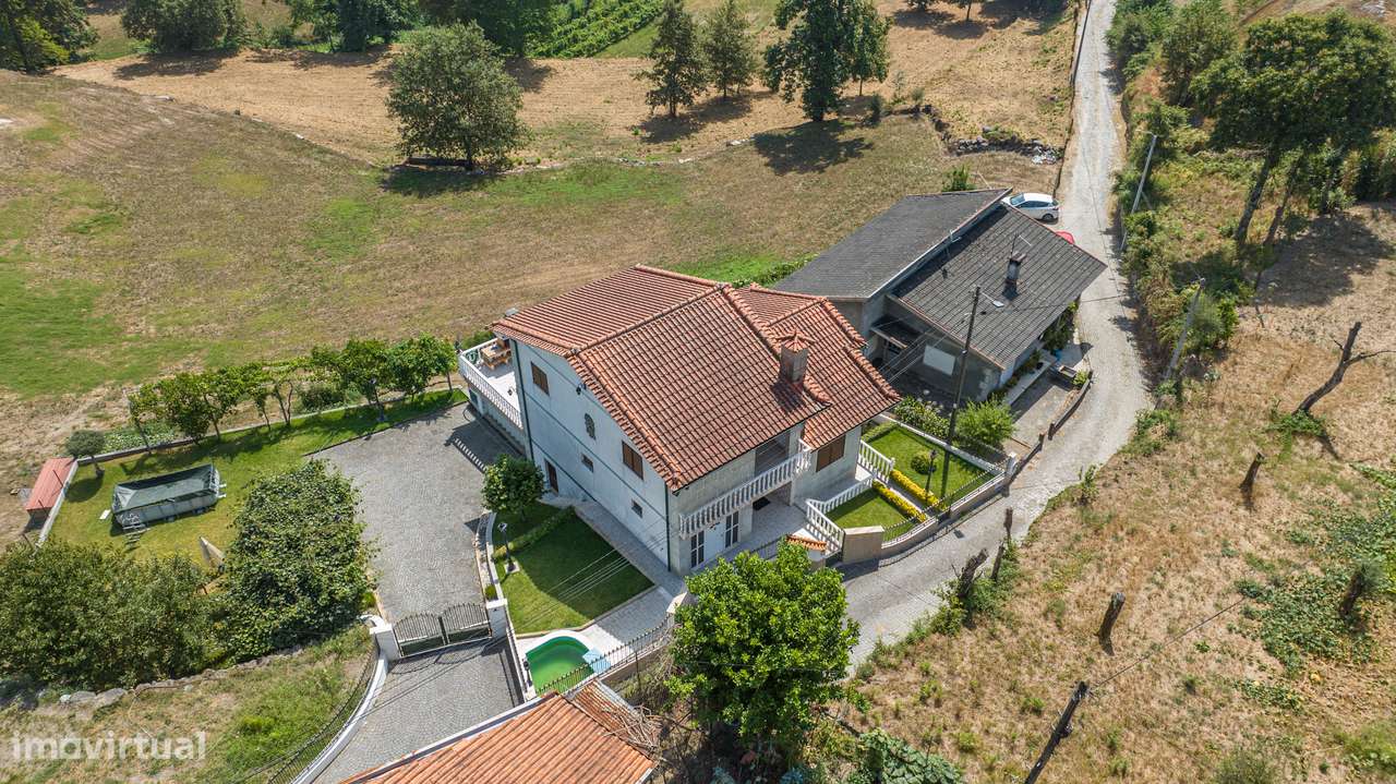 Moradia Isolada T3 Póvoa De Lanhoso Travassos-9