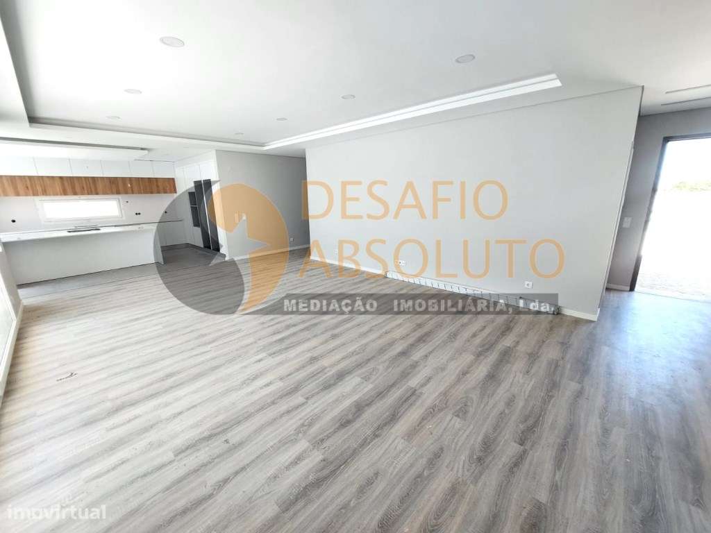 Moradia Isolada Térrea T4 c/ Piscina e Garagem - Brejos de Azeitão - Grande imagem: 5/31