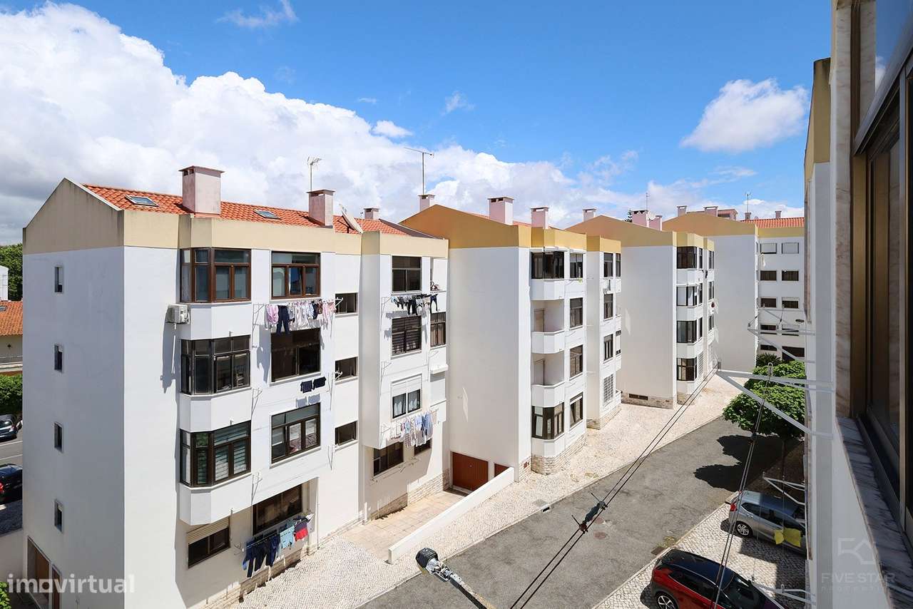 T2 - Apartamento com Varanda - Alapraia – Estoril-14