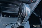 Volkswagen Touran 1.6 TDI DPF BlueMotion Technology DSG Comfortline - 16