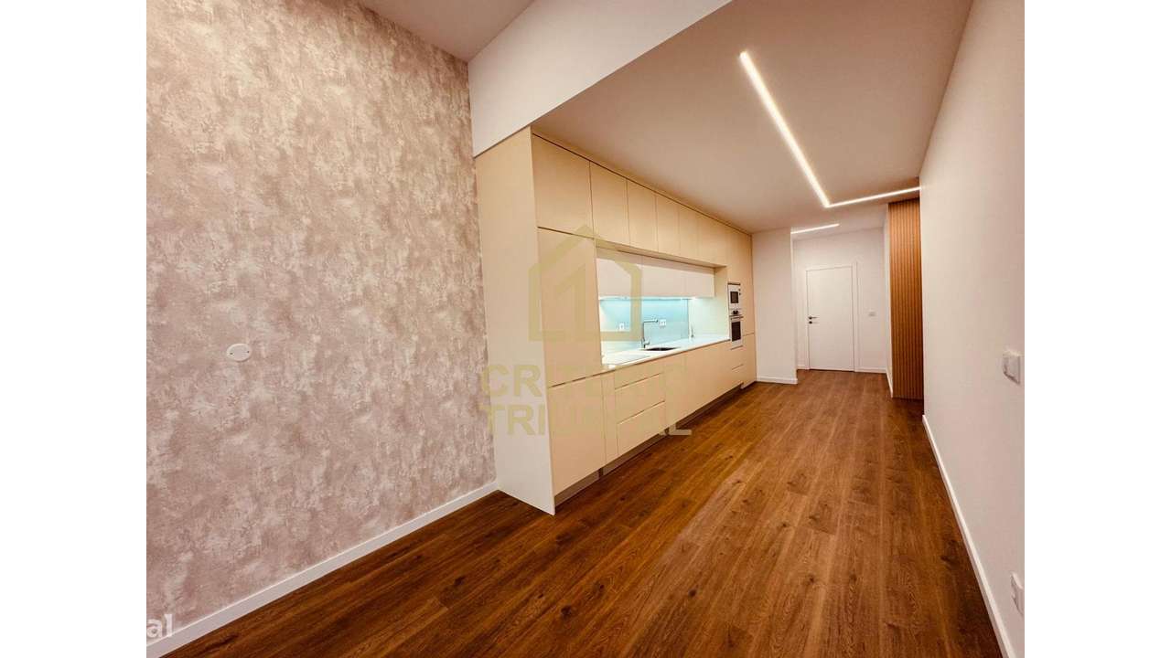 Apartamento T2 Centro de Penafiel-6