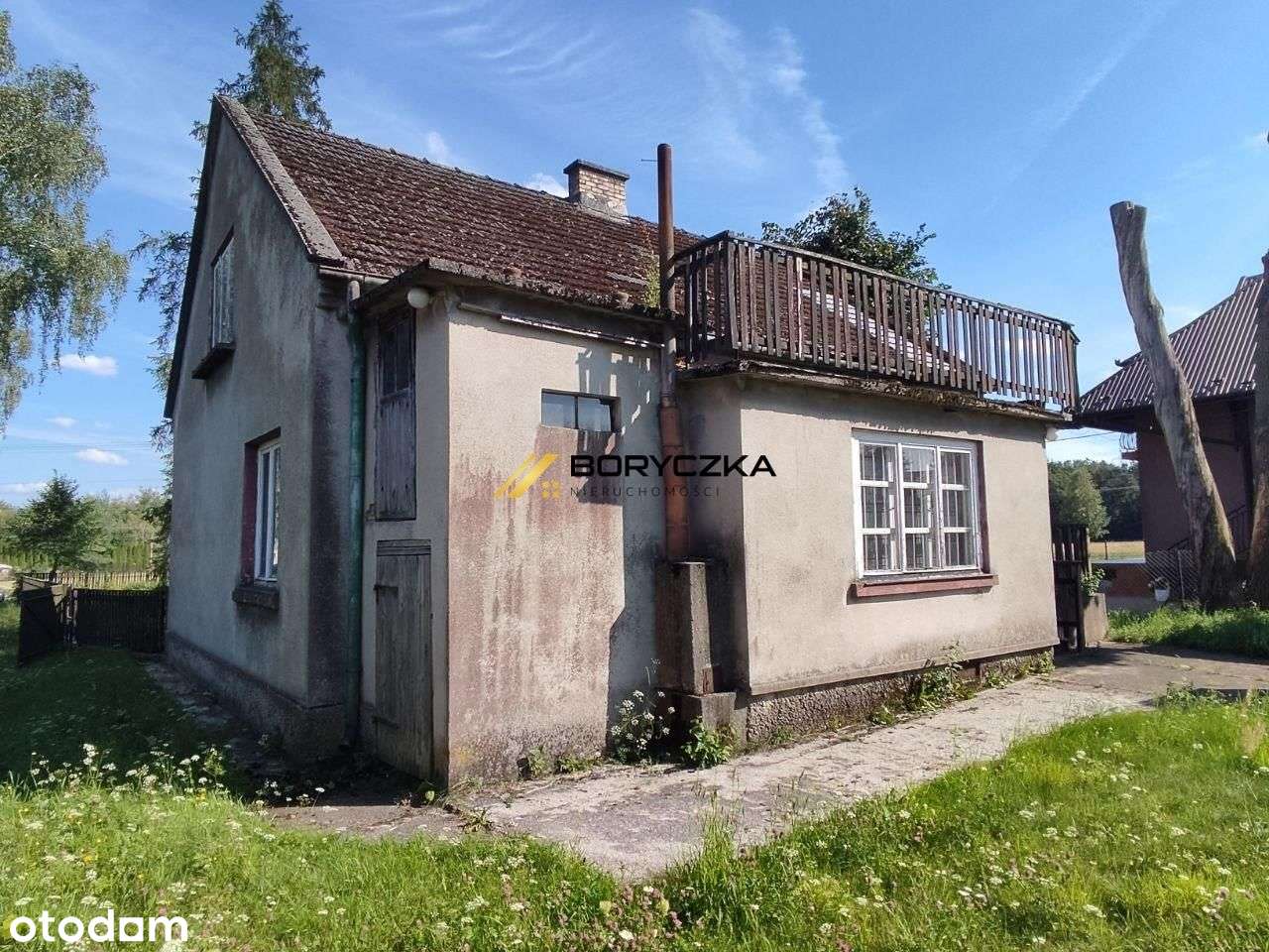 Dom Wał-Ruda, z własnym lasem; 0,68 ha.-16