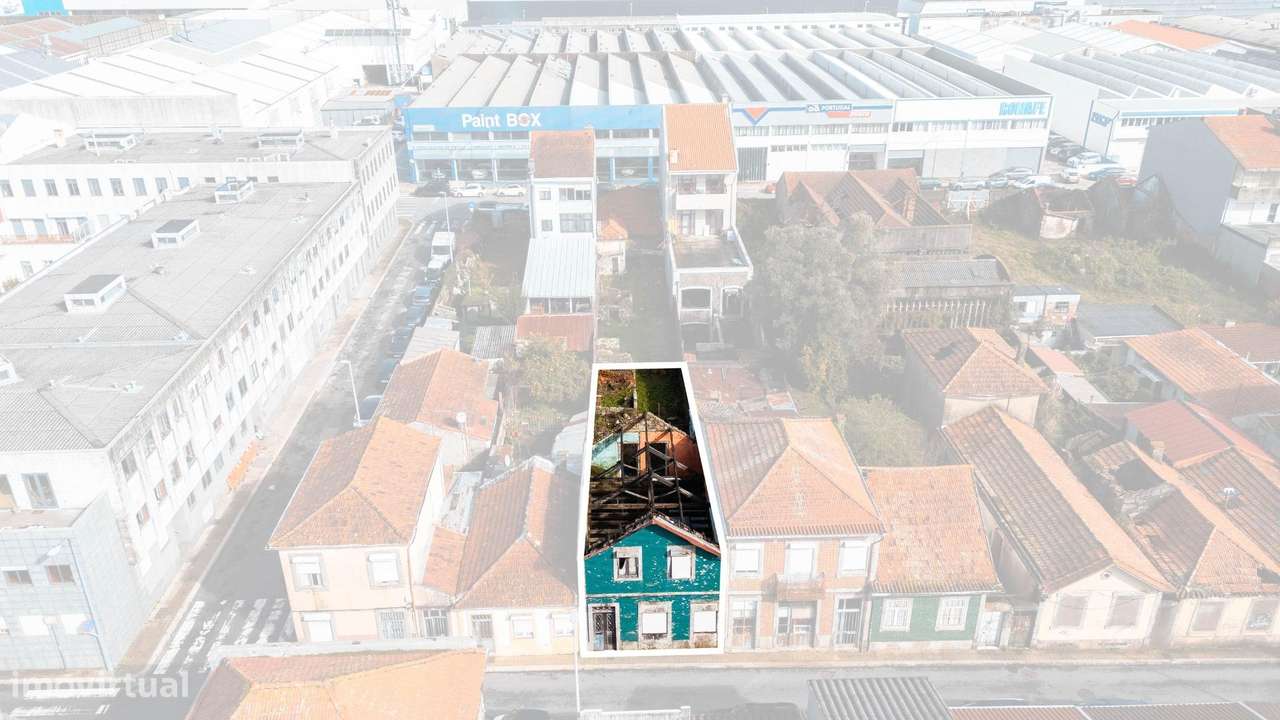 Moradia T3 com Projeto Aprovado .Ramalde ,Porto-0