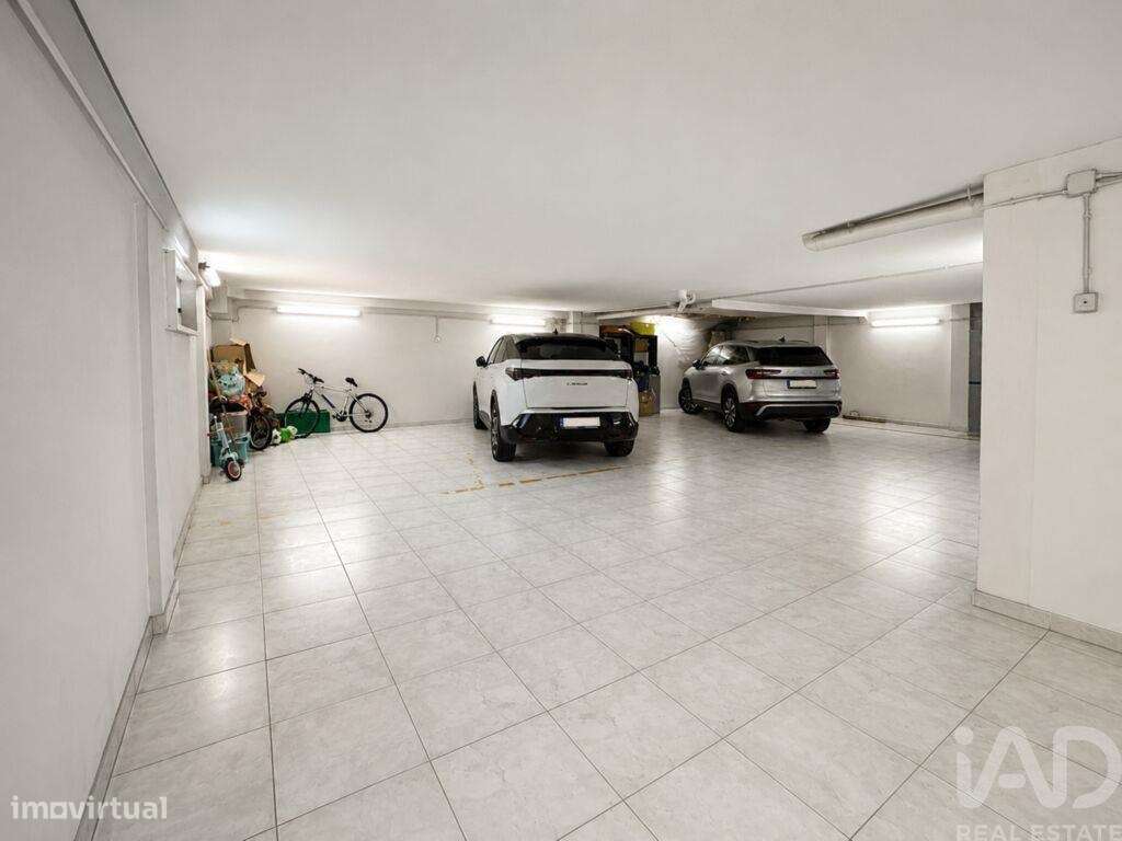 Apartamento T4 em Amora de 122 m2-31