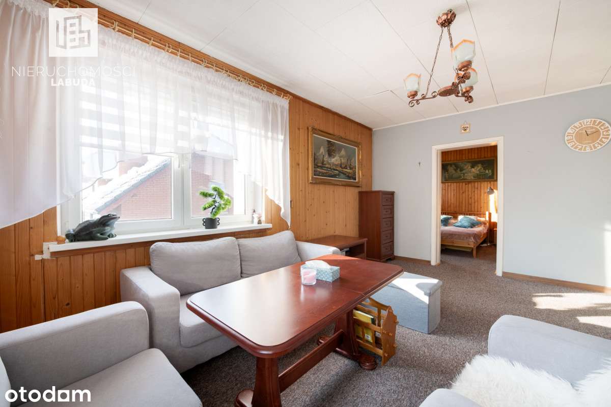 Dom z widokiem na jezioro-1