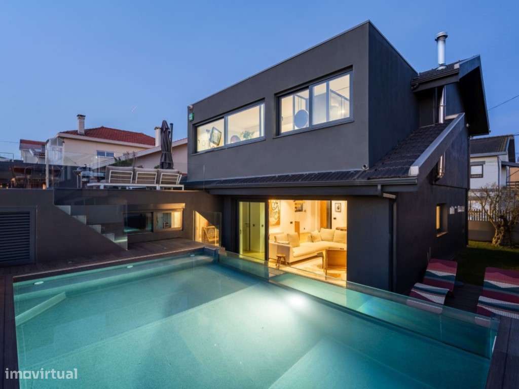 Moradia V3+1 totalmente renovada com vista mar - Grande imagem: 2/42