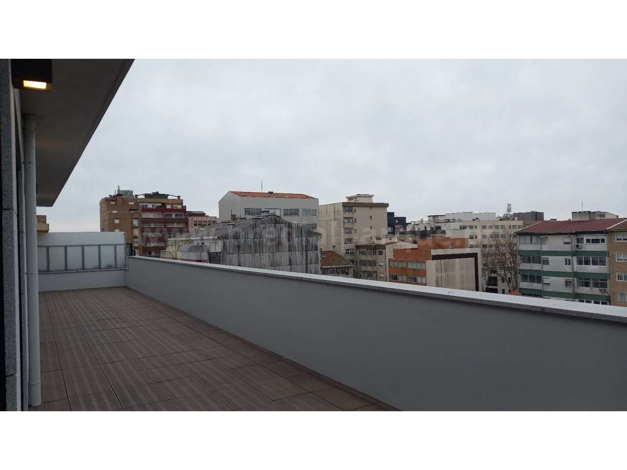 Apartamento T4 com terraço com 54.8 m2 e 2 lugares de garagem, Matosin - Grande imagem: 2/31