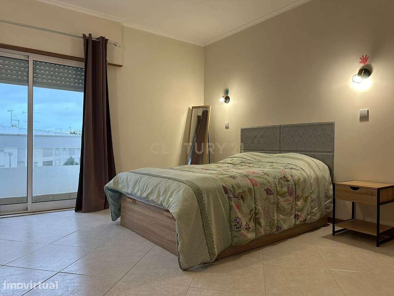 Magnífico apartamento T2 com Piscina e vista mar no coração de Albufei-26