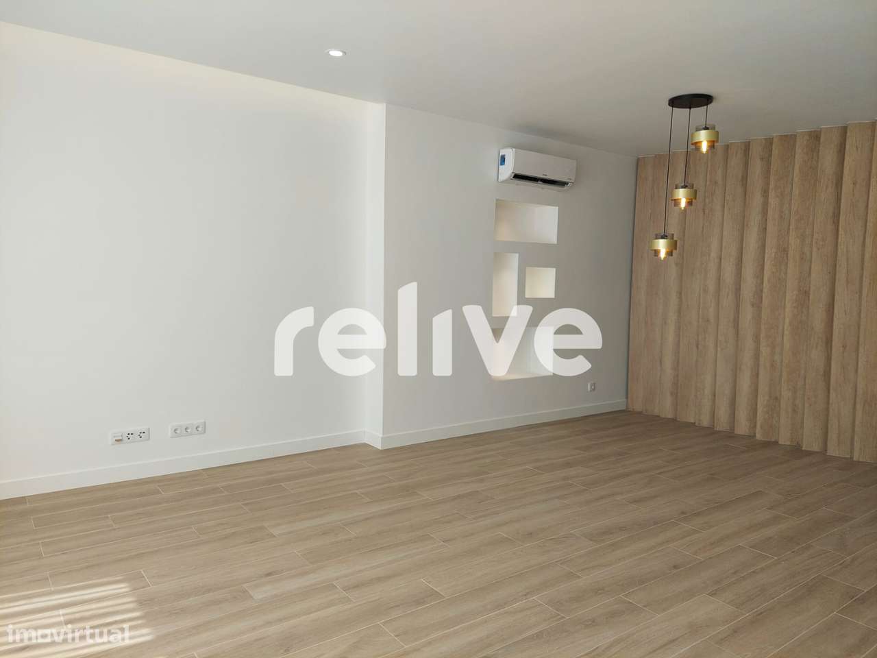 Apartamento , Remodelação Total e a Estrear, p/ Venda em Torres Vedras - Grande imagem: 4/26